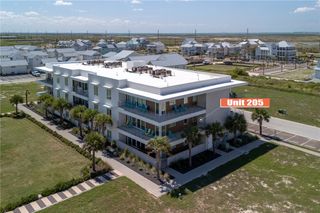630 W Center Square 205, Port Aransas, TX 78373