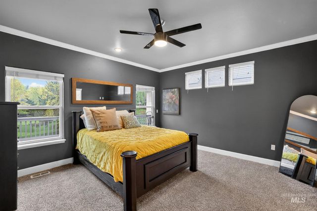 2598 E Greenbrook Dr, Eagle, ID 83616