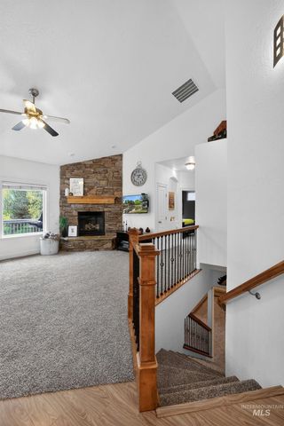 2598 E Greenbrook Dr, Eagle, ID 83616