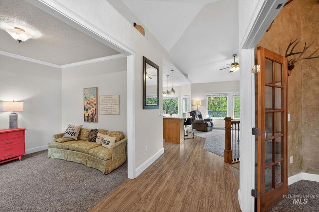 2598 E Greenbrook Dr, Eagle, ID 83616