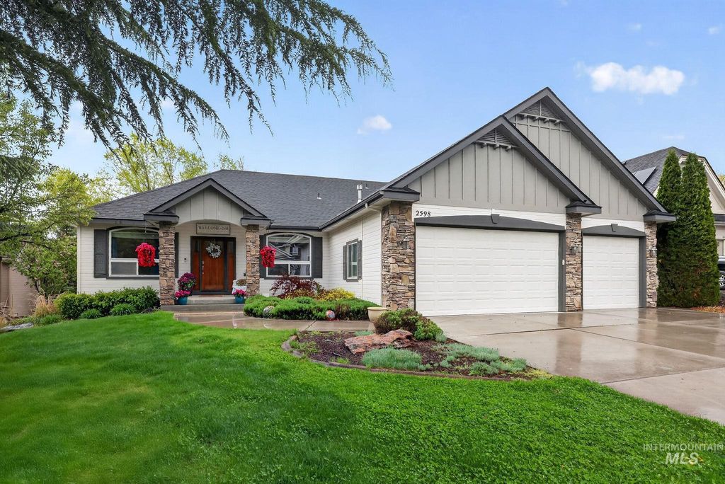 2598 E Greenbrook Dr, Eagle, ID 83616