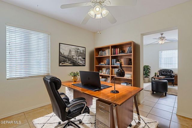 555 DOLAN Street, El Paso, TX 79905