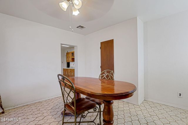 555 DOLAN Street, El Paso, TX 79905