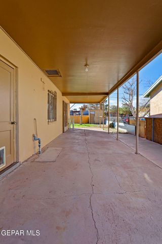 555 DOLAN Street, El Paso, TX 79905