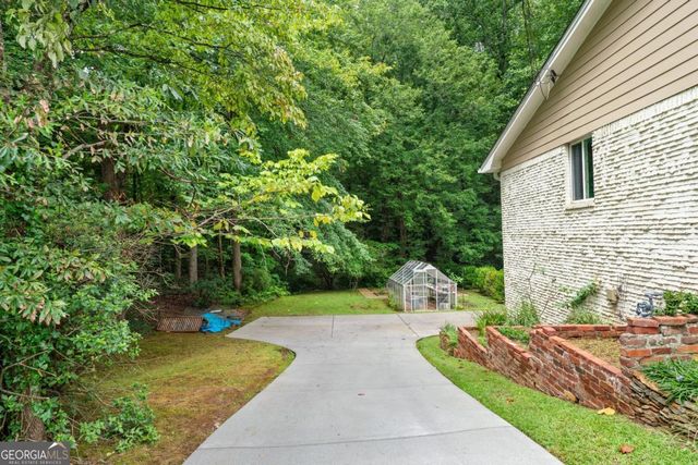 2760 Caraway Drive, Tucker, GA 30084