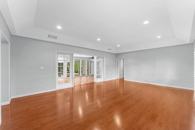 947 Seasage Drive, Delray Beach, FL 33483