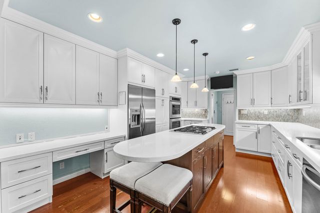 947 Seasage Drive, Delray Beach, FL 33483