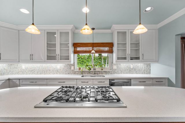 947 Seasage Drive, Delray Beach, FL 33483