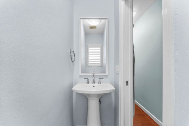 947 Seasage Drive, Delray Beach, FL 33483