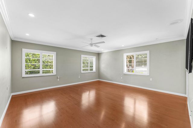 947 Seasage Drive, Delray Beach, FL 33483