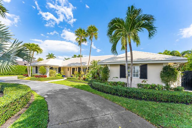 947 Seasage Drive, Delray Beach, FL 33483