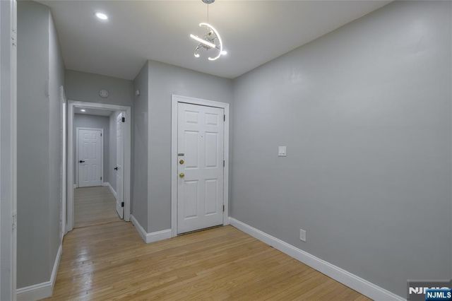 155 Union Avenue 201, Rutherford, NJ 07070