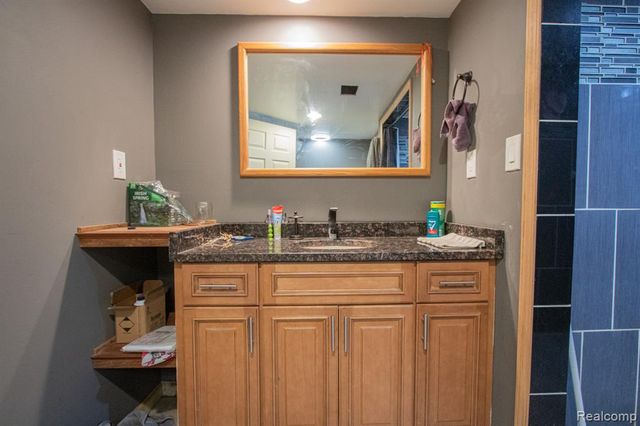 27825 Garfield Street, Roseville, MI 48066