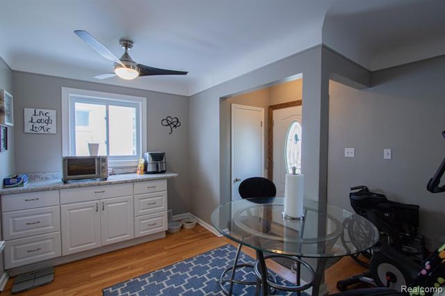 27825 Garfield Street, Roseville, MI 48066