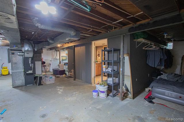 27825 Garfield Street, Roseville, MI 48066