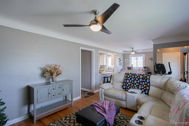 27825 Garfield Street, Roseville, MI 48066