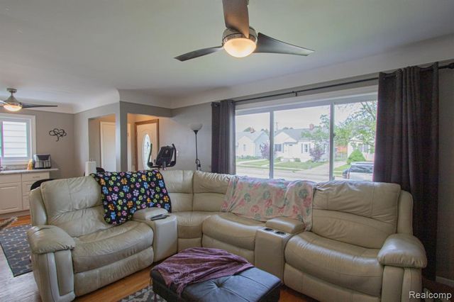 27825 Garfield Street, Roseville, MI 48066