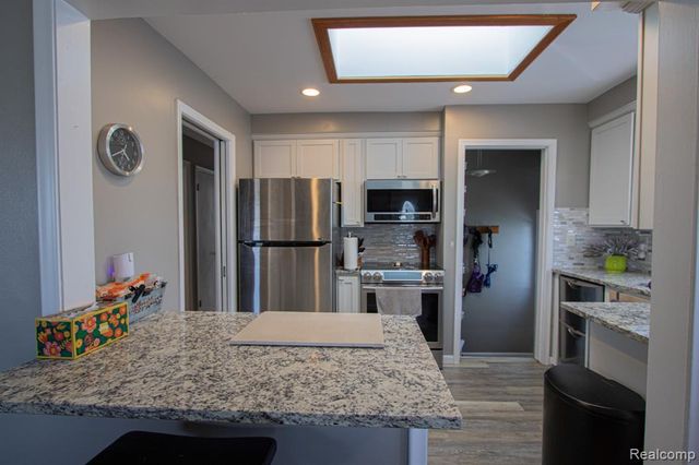 27825 Garfield Street, Roseville, MI 48066