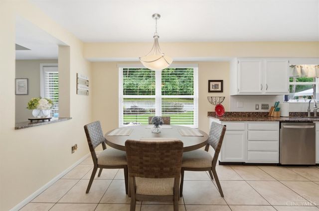 565 Riverbend Court, Fairfield, OH 45014