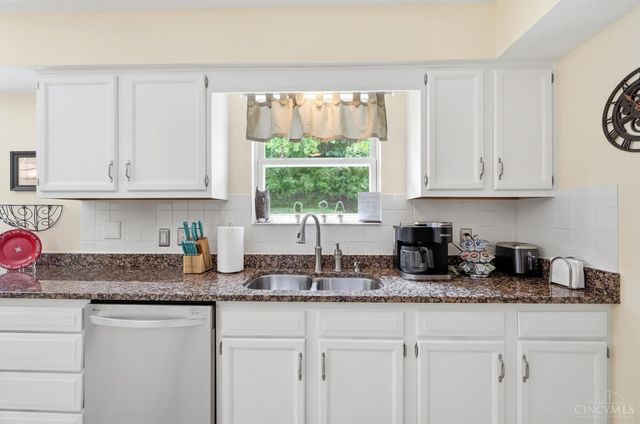 565 Riverbend Court, Fairfield, OH 45014