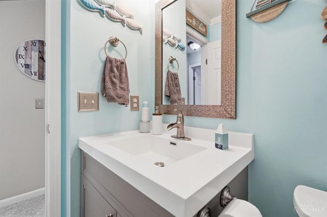565 Riverbend Court, Fairfield, OH 45014