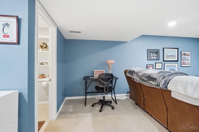 565 Riverbend Court, Fairfield, OH 45014