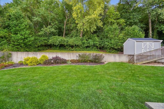 565 Riverbend Court, Fairfield, OH 45014