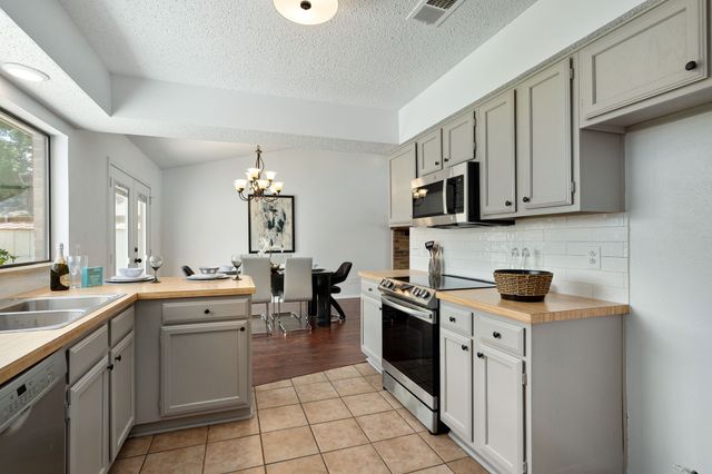 1221 Sicily Court, Garland, TX 75040