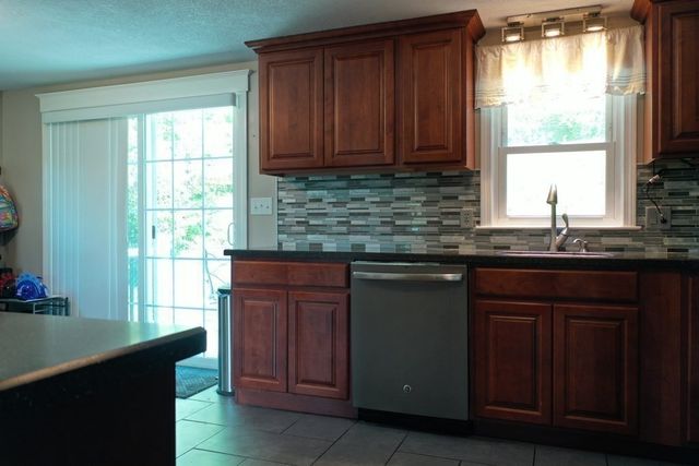 16 Ellisville Dr, Plymouth, MA 02360