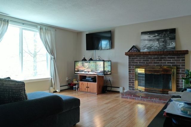 16 Ellisville Dr, Plymouth, MA 02360