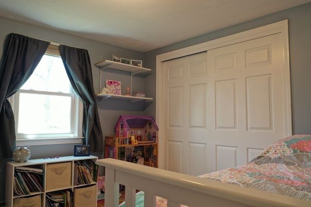 16 Ellisville Dr, Plymouth, MA 02360