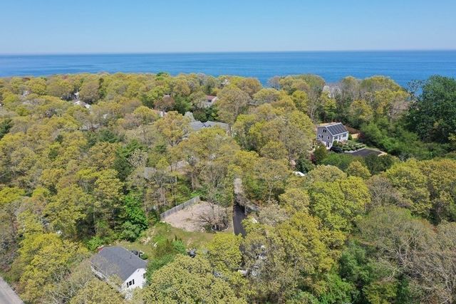 16 Ellisville Dr, Plymouth, MA 02360