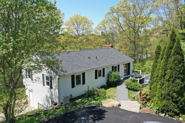 16 Ellisville Dr, Plymouth, MA 02360