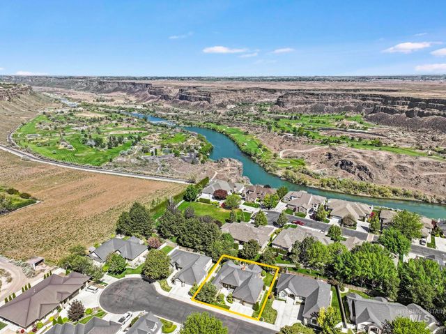 675 Canyon Park Ave, Twin Falls, ID 83301