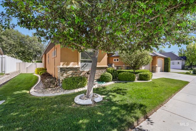 675 Canyon Park Ave, Twin Falls, ID 83301