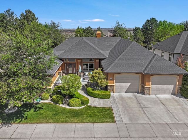 675 Canyon Park Ave, Twin Falls, ID 83301