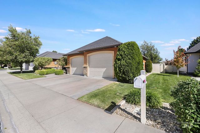 675 Canyon Park Ave, Twin Falls, ID 83301