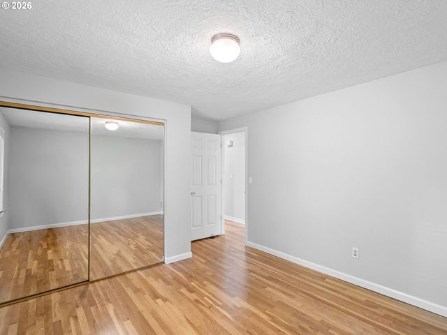 4832 REDWING Way, Lake Oswego, OR 97035