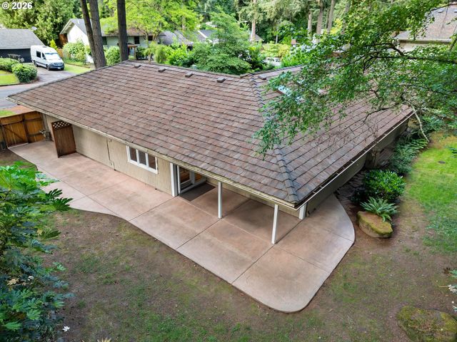4832 REDWING Way, Lake Oswego, OR 97035