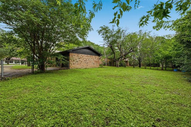 113 Goliad Street, Mcgregor, TX 76657