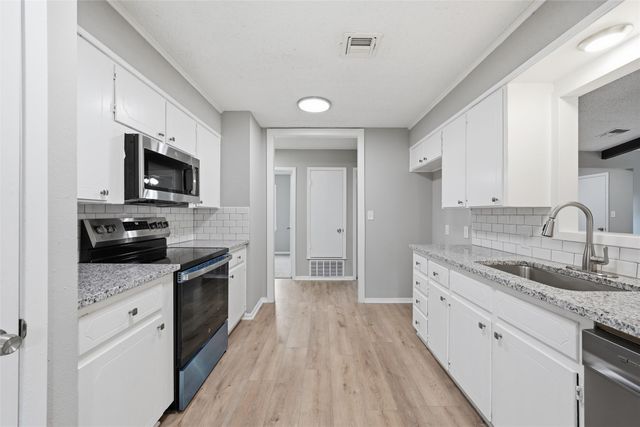 113 Goliad Street, Mcgregor, TX 76657