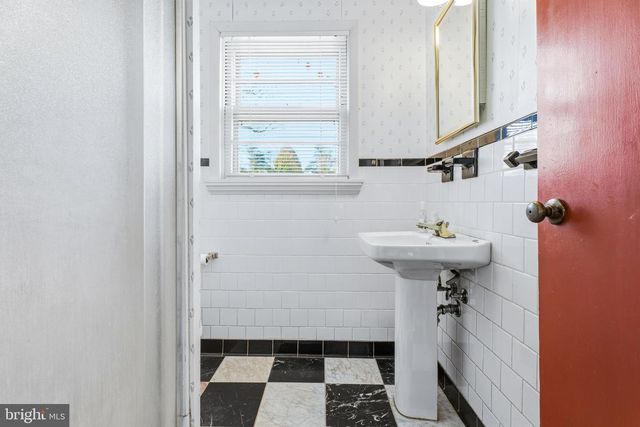 2026 DUMONT RD, Lutherville Timonium, MD 21093