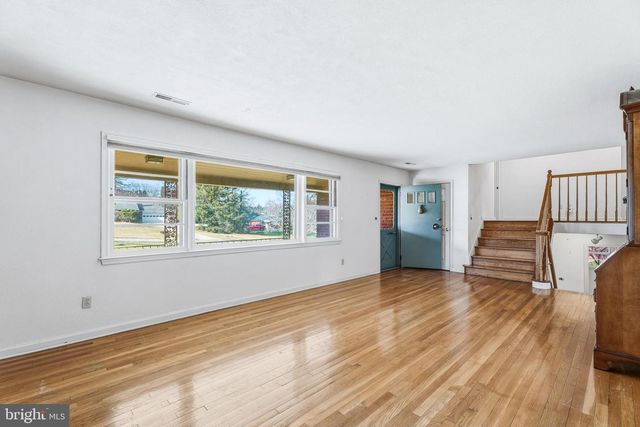 2026 DUMONT RD, Lutherville Timonium, MD 21093