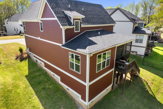 384 Evans Dr, Tullahoma, TN 37388