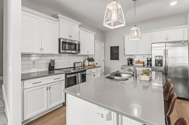 384 Evans Dr, Tullahoma, TN 37388