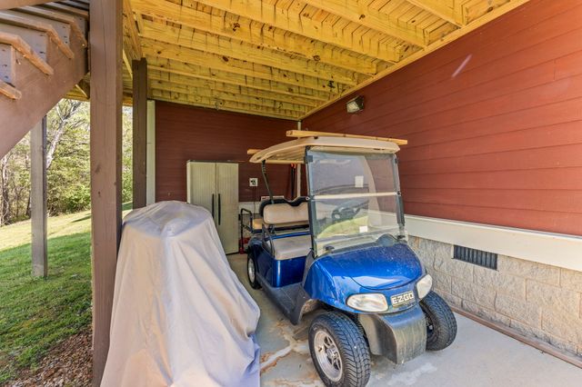 384 Evans Dr, Tullahoma, TN 37388