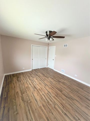 525 S Cherry Street, Itasca, IL 60143