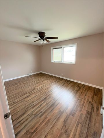 525 S Cherry Street, Itasca, IL 60143