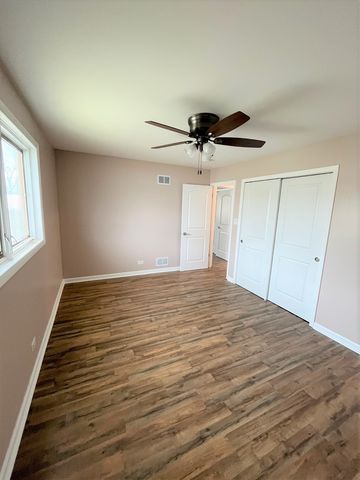 525 S Cherry Street, Itasca, IL 60143