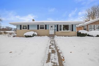 8003 49th AVENUE, Kenosha, WI 53142